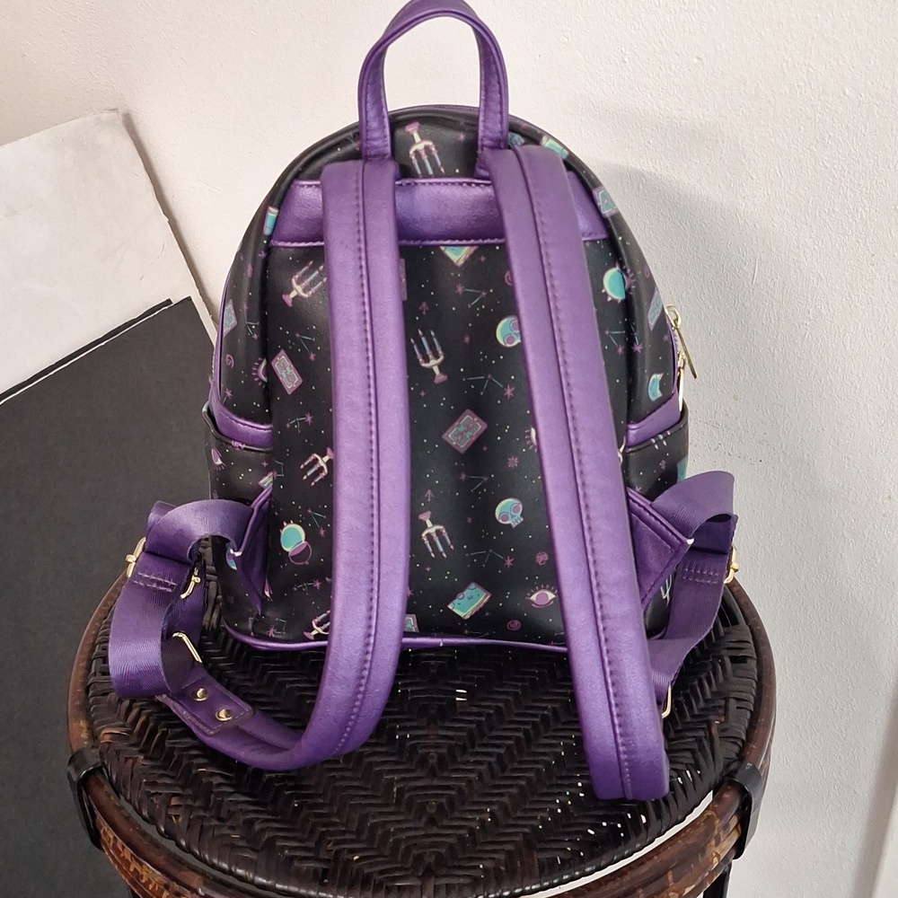 Disney Parks Hocus Pocus Backpack - Picture 7 of 14